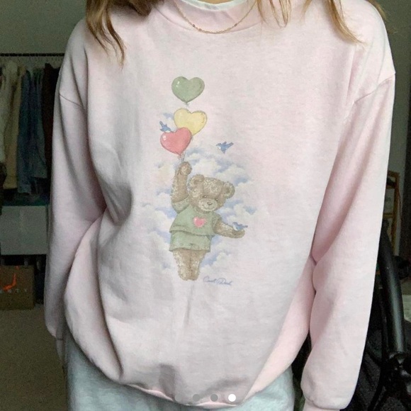 Cutest vintage dreamy teddy bear sweatshirt. - Picture 4 of 5